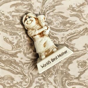 Vintage 1970s Russ Barrie Mom Award Art Home Decor Decorative Novelty Boho